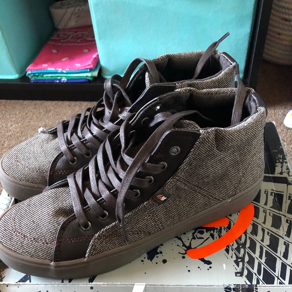 GBX Brown Canvas Leather Trim High Top Fashion Men’s Sneakers Shoes Sz 7 M